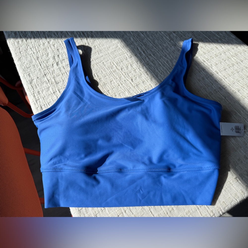 Old navy bathing suit top BNWT